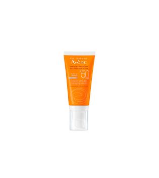 Avène - Crème solaire Anti-Âge toucher sec SPF50 + mini sérum Vitamin Activ Cg