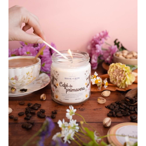 Book and Glow - *Perfect Moments* - Bougie de soja - Café de primavera