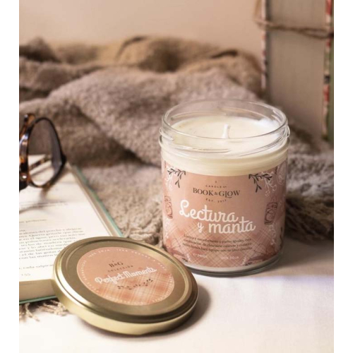 Book and Glow - *Perfect Moments* - Bougie de soja - Lectura y manta
