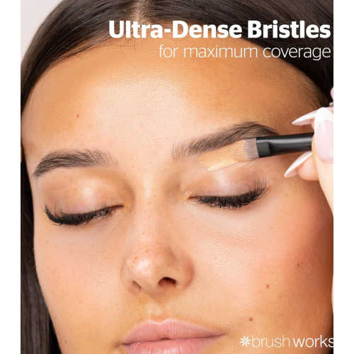 Brushworks - Pinceau pour les yeux Flat Eye - Nº 18
