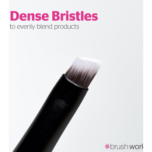 Brushworks - Pinceau à sourcils - Nº 22