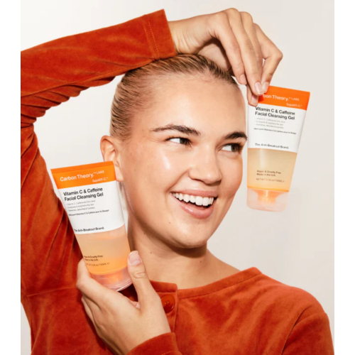Carbon Theory - *SupaVIT-C* - Gel nettoyant visage à la vitamine C et à la caféine