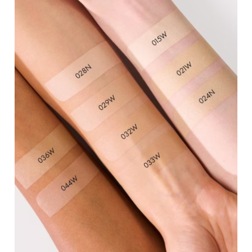 Catrice - *Glass Cloud* - Base de maquillage Invisible Cover Cushion Foundation - C042C