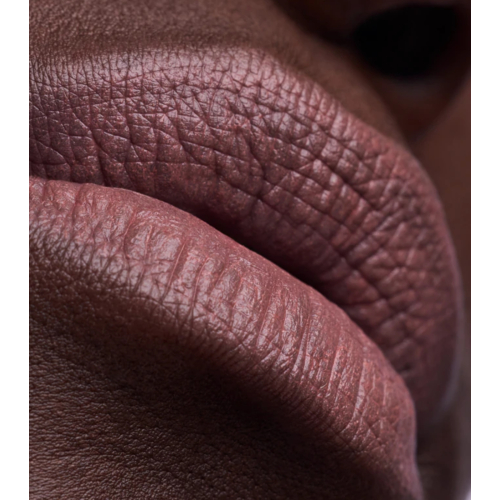 Catrice - *Glass Cloud* - Rouge à lèvres effet crème poudré Blur-Real Lip - C020: Blushed Reality