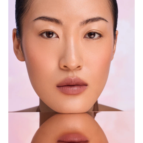 Catrice - *Glass Cloud* - Rouge à lèvres effet crème poudré Blur-Real Lip - C020: Blushed Reality