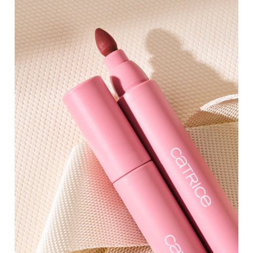 Catrice - *My Core Essentials* - Crayon à lèvres Ultra Power - C02: Core Power