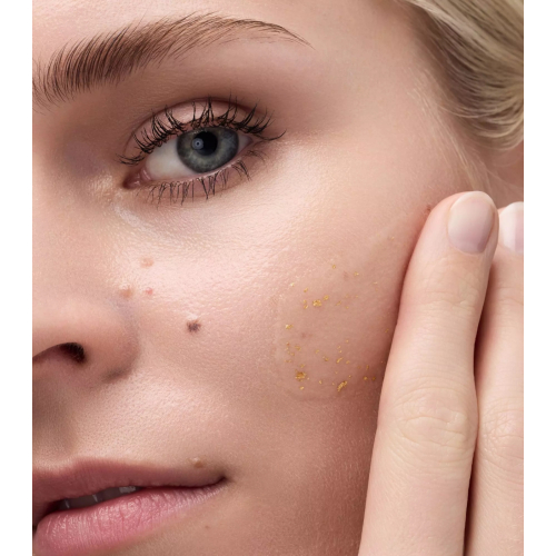 Catrice - Base de teint hydratante Glam In Gold - 010 : Oh My Goldness