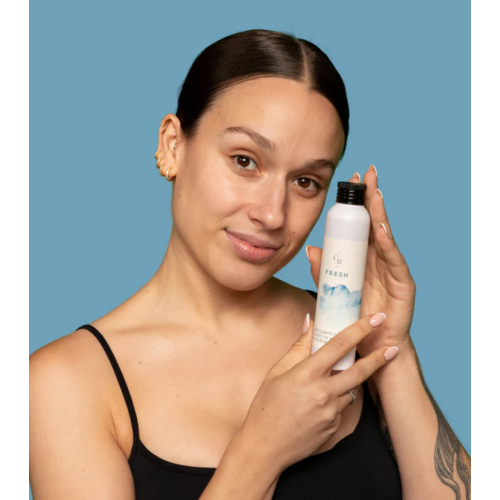 CR Cosmetics - *Fresh* - Gommage visage aux noyaux d'abricot