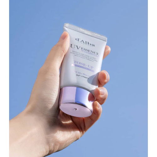 D'Alba - Crème solaire visage Tone-Up SPF50+ PA++++ - Purple Correcting