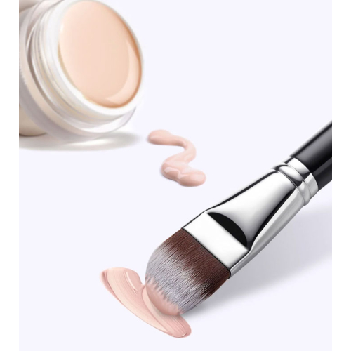 Eigshow - Pinceau fond de teint F625