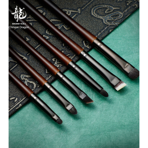Eigshow - *Chinese Dragon* - Ensemble de 20 pinceaux de maquillage - Ebony