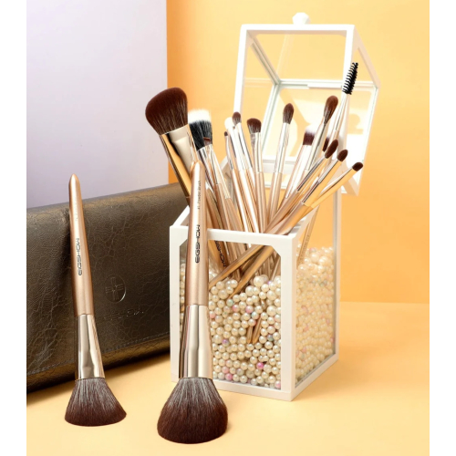 Eigshow - *Monarch Butterfly* - Ensemble de 16 pinceaux de maquillage