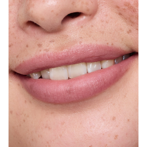 essence - Baume à lèvres Blur Soufflé - 04: Nude Mauve