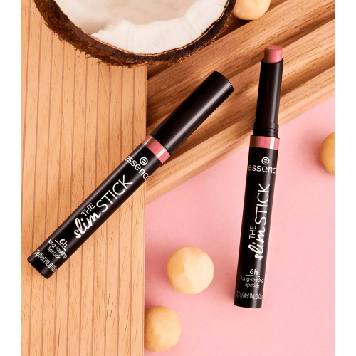 essence - Rouge à lèvres finition mate longue tenue The Slim Stick - 104: Baby Got Blush