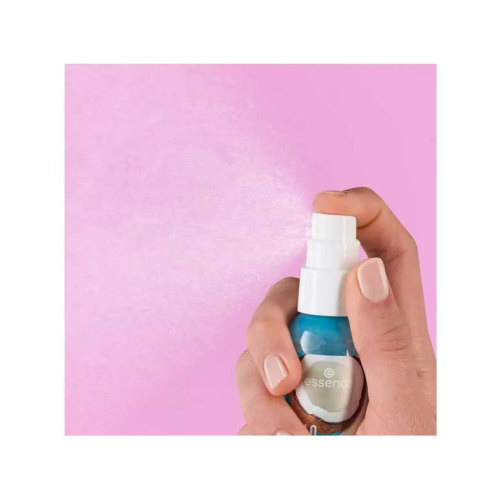 essence - *Hello, Good Stuff!* - Spray fixateur de maquillage hydratant
