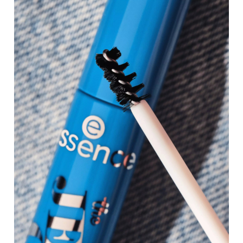 essence - *Jeans Club* - Correcteur de sourcils
