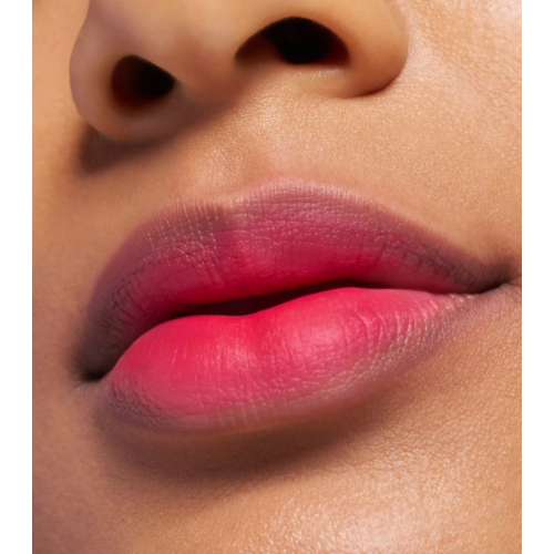 essence - Rouge à lèvres mat au fini flouté BLUR soufflé - 04: Main Feed