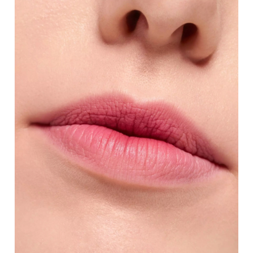 essence - Rouge à lèvres mat au fini flouté BLUR soufflé - 05: Crush Hour