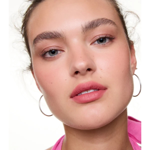 essence - Mousse labial Juicy Matte - 02: Featherlight Pink