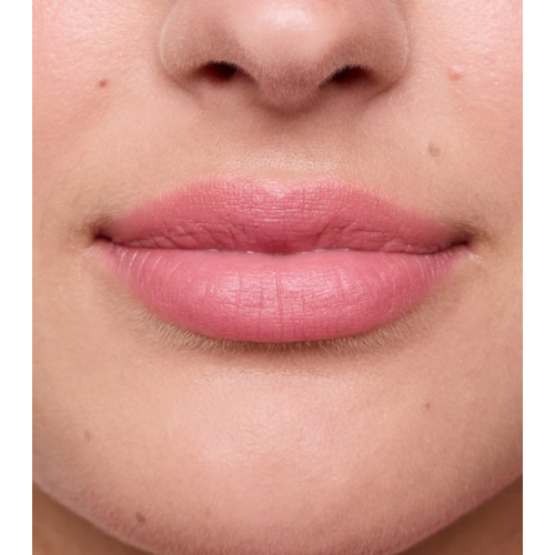 essence - Mousse labial Juicy Matte - 03: Nude Pink