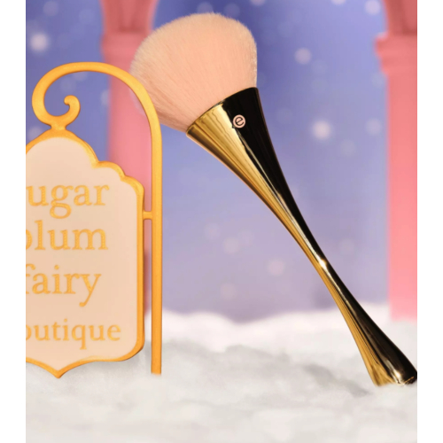 essence - *Nuts About You* - Brosse visage - Dance Your Dreams