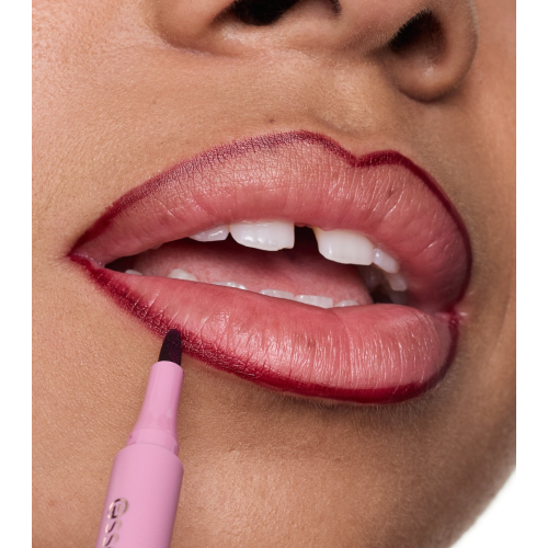 essence - Profil de lèvres Line & Stain! - 01: Everyone`s Nude-Pink