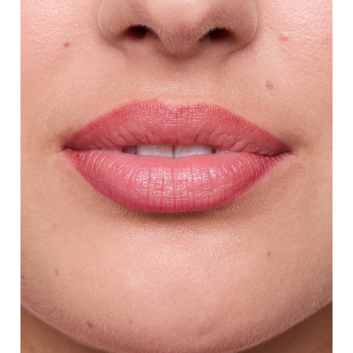 essence - Profil de lèvres Line & Stain! - 04: Blush Rush