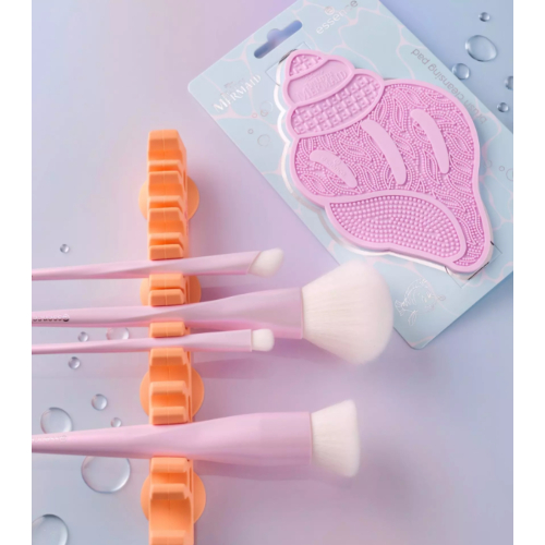 essence - *The Little Mermaid - Tapis de nettoyage pour pinceaux