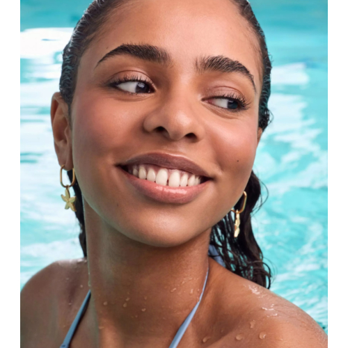 essence - *The Little Mermaid* - Gloss à lèvres aux peptides - 02: Seaside Romance