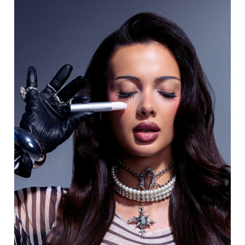 Everybody London - *Aleksandra Sosfa Futura Makeup* - Stick illuminateur Prism Stick