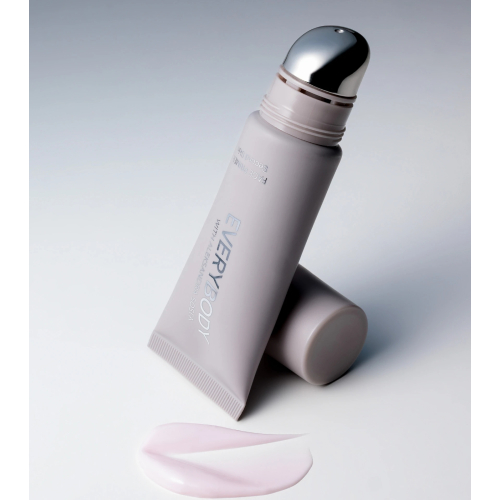 Everybody London - *Aleksandra Sosfa Futura Makeup* - Base de maquillage Second Skin