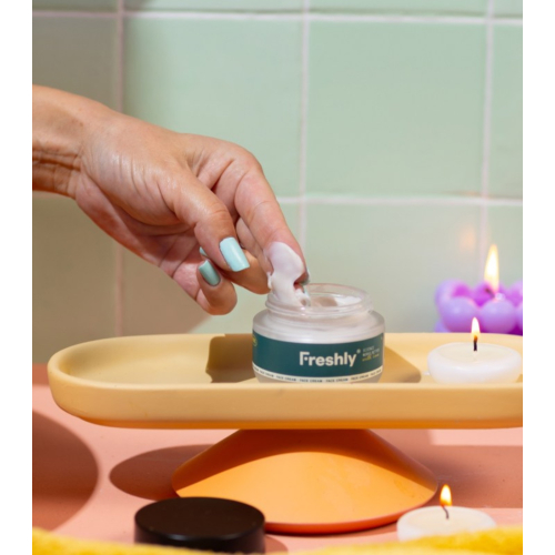 Freshly Cosmetics - Crème Visage Anti-Âge Omega Rich Well-Ageing