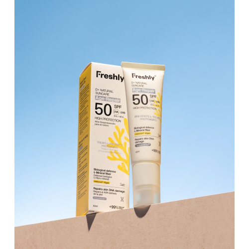 Freshly Cosmetics - *D+ Natural Suncare* - Crème solaire visage Age-Repair SPF50
