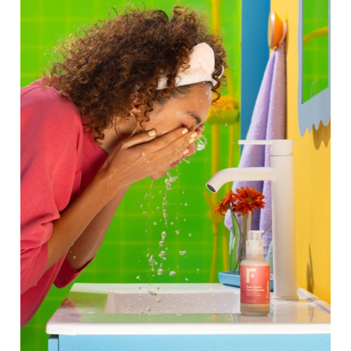 Freshly Cosmetics - Nettoyant pour le visage Rose Quartz 200 ml