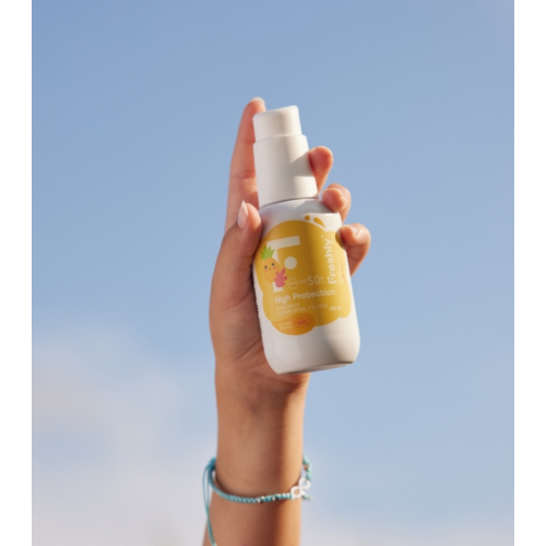 Freshly Cosmetics - Crème solaire enfant SPF50+ High Protetion