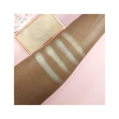 I Heart Revolution - Enlumineur en poudre Ombre Highlighter - Coconut