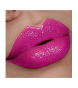 L.A. Girl - Pretty & Plump Rouge à lèvres - Surge