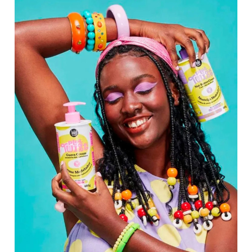 Lola Cosmetics - *Plot Twist* - Crème coiffante modelante boucles 480g - Crème goyave