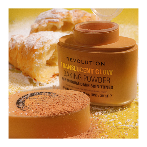 Makeup Revolution - Poudre libre pour baking Translucent Glow - Fair to Light