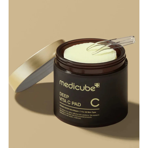 Medicube - *Deep Vita C* - Coussinets exfoliants à la vitamine C - 70pcs