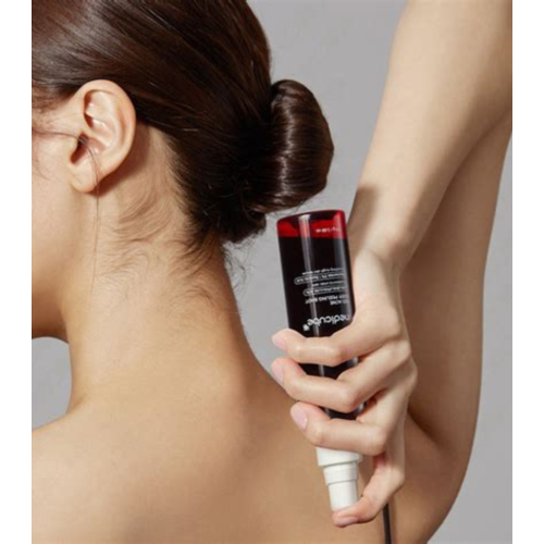 Medicube - *Red* - Peeling corporel anti-acné Red Acne Body Peeling Shot