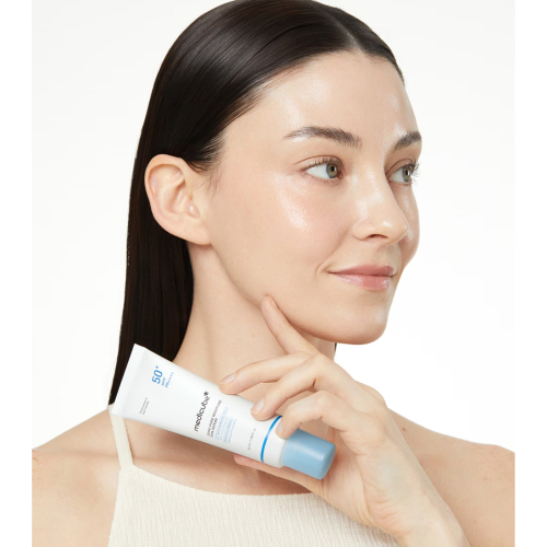 Medicube - *Zero Pore* - Sérum protecteur solaire SPF50+ PA++++