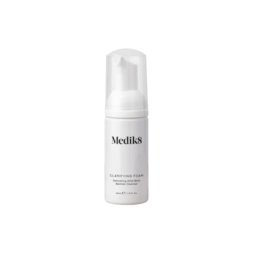 Medik8 - Mousse nettoyante clarifiante aux AHA/BHA - Format mini