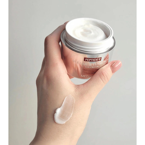 MEDIPEEL - Crème raffermissante avec des peptides Peptide 9 Volume & Tension