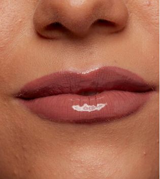 Nyx Professional Makeup - Rouge à lèvres liquide permanent avec brillance Shine Loud - 08: Overnight Hero