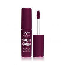 Nyx Professional Makeup - Rouge à lèvres liquide Smooth Whip Matte Lip Cream - 11: Berry Red Sheets