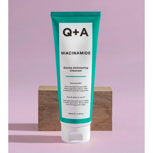 Q+A Skincare - Nettoyant hydratant pour le visage à l'acide hyaluronique