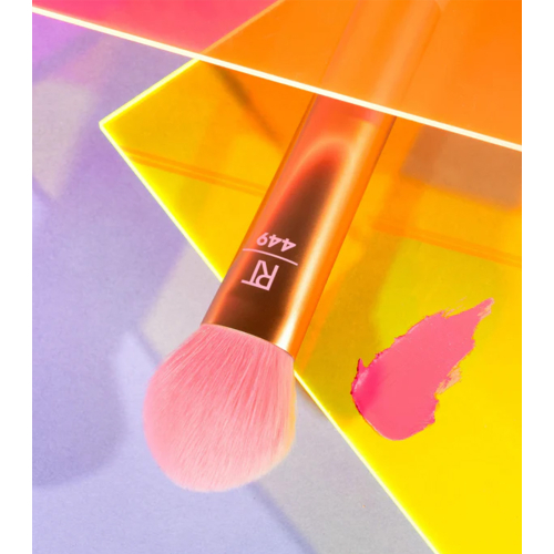 Real Techniques - *Hyperbrights* - Pinceau à joues Color Drop