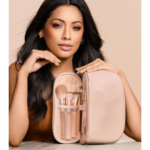 Real Techniques - *New Nudes* - Trousse de maquillage polyvalente Uncovered