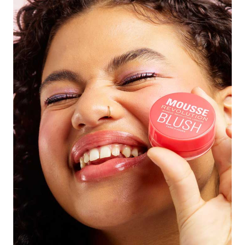 Revolution - Mousse Blush - Grapefruit Coral